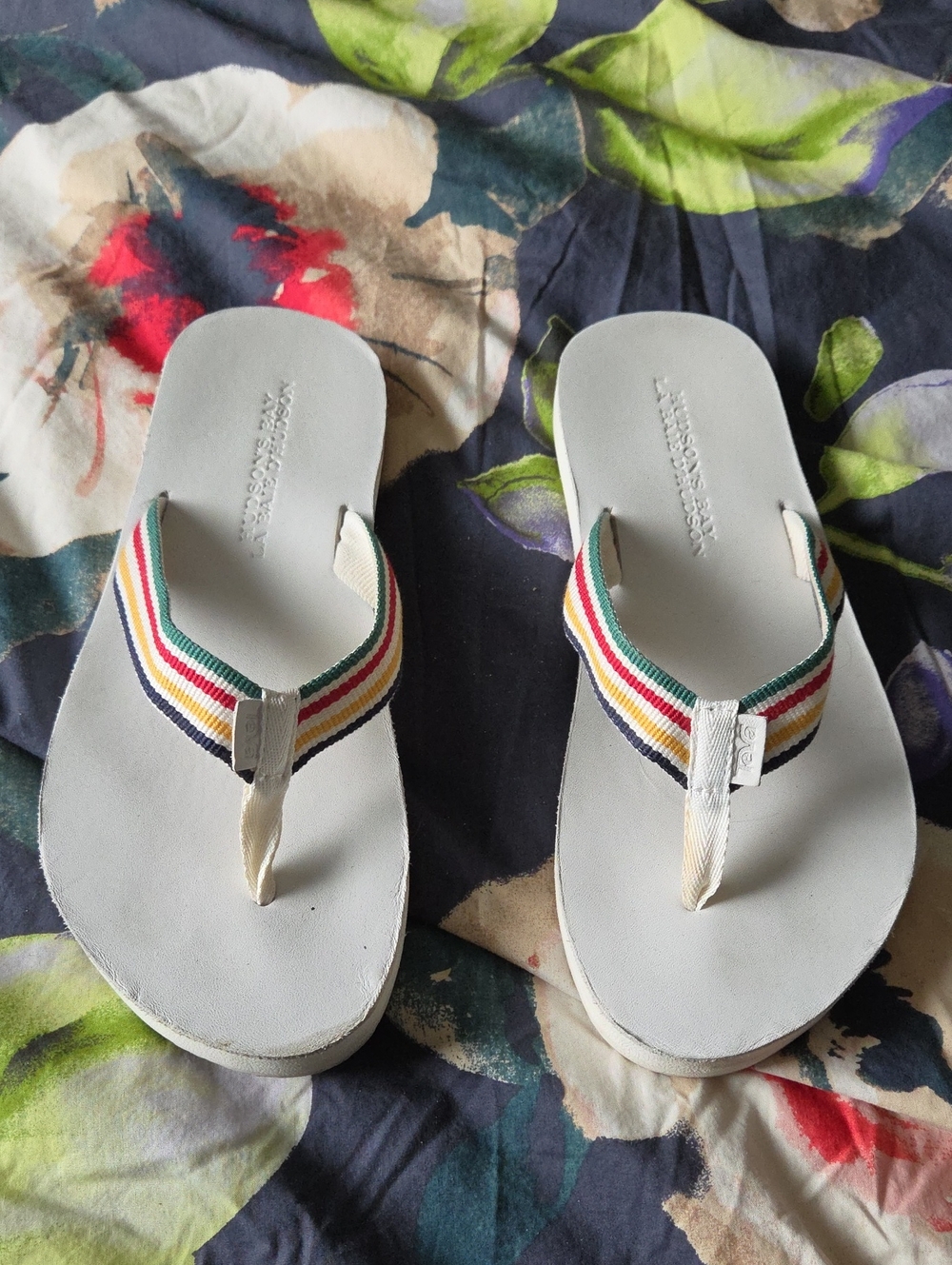 HUDSONS BAY HBS Teva White Flip Flop Sandals with Rainbow Stripe Straps - Women
